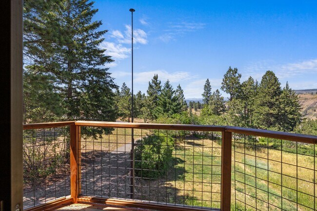 Photo - Rustic Cabin Among the Trees