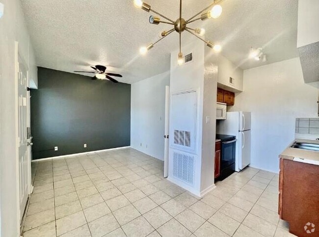 Building Photo - 3316 Guadalupe St Unit 203 Rental