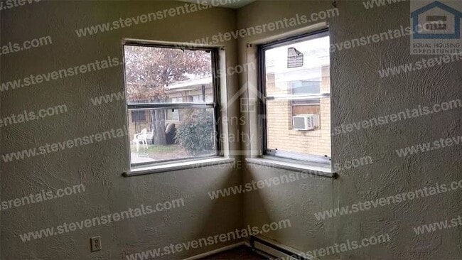 Photo - 2323 NW Bell Ave
