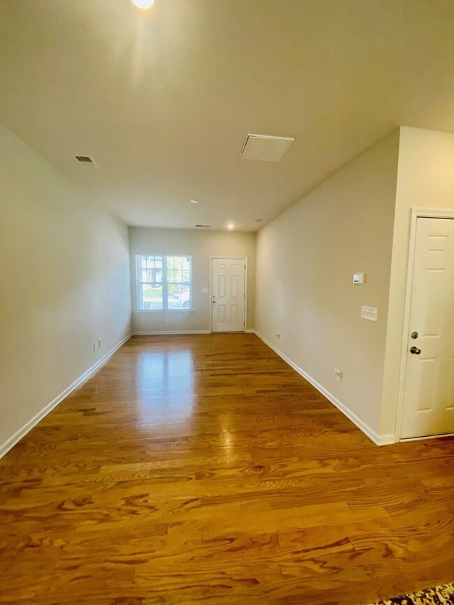 Photo - Stylish 3 Bed Townhouse with Granite Countertops and Hardwood Floors in Charlotte!
