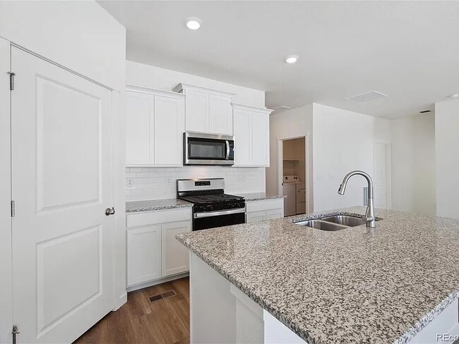 Photo - 43137 Capilano Clb Ct