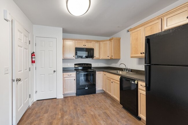 Photo - 24 Jersey Way Unit 102