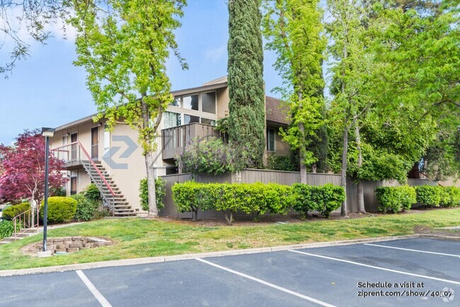 Building Photo - 51 Massolo Dr Rental