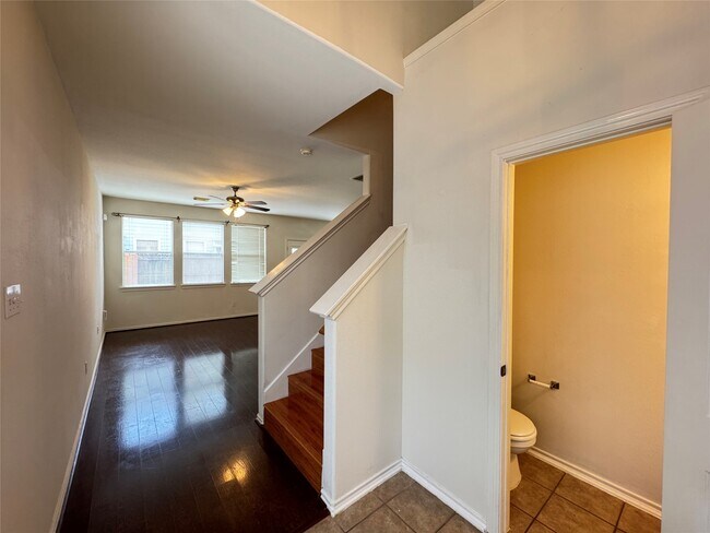 Photo - 16527 Beckland Ln