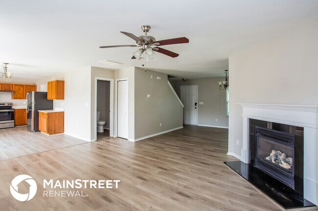 Photo - 3138 Buckleigh Dr