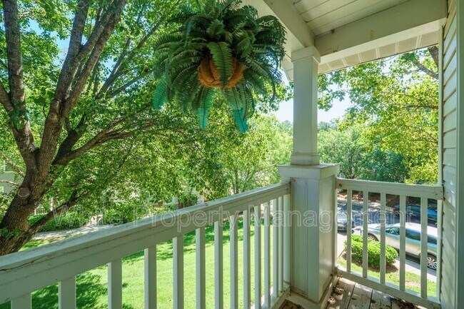 Photo - 11339 Dundarrach Ln