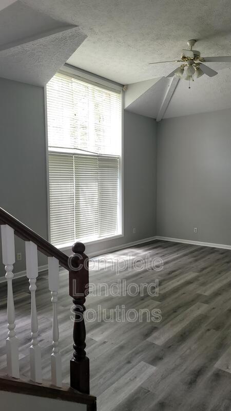 Photo - 80 Ridgecrest Ct