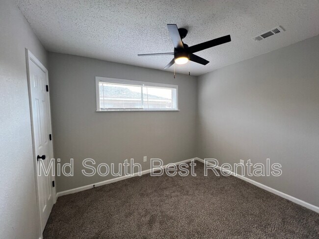 Photo - 1791 Tampa Cove