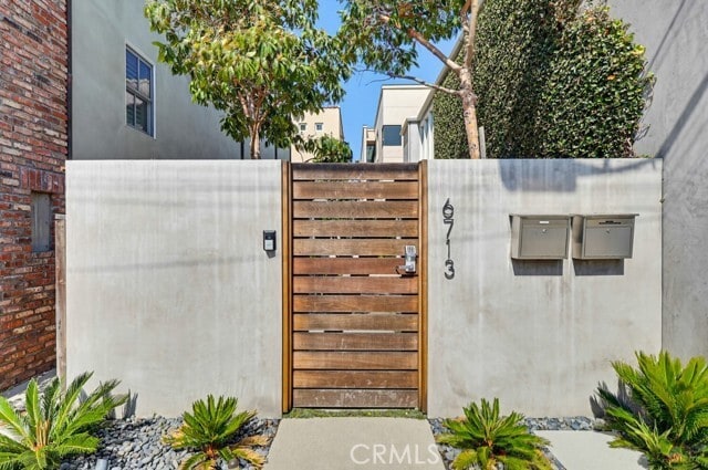 Photo - 6713 E Ocean Blvd