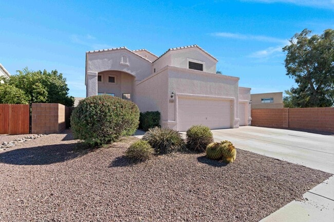 Building Photo - 9460 N Crestone Dr