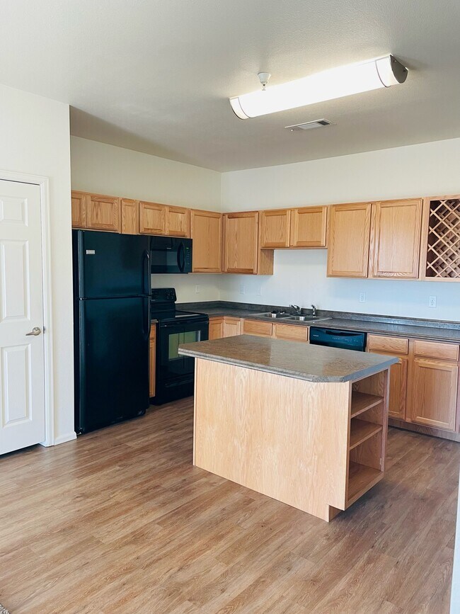 Creek View Apartments