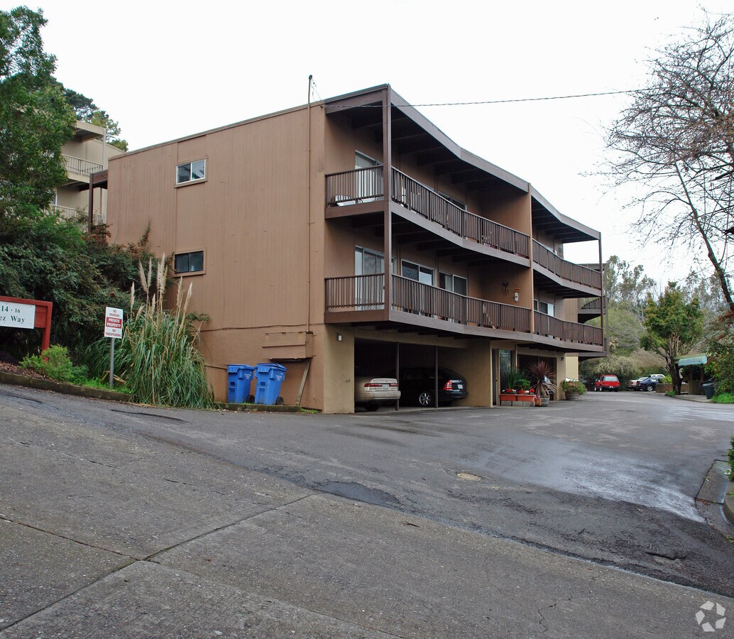 Photo - 14 Gomez Way