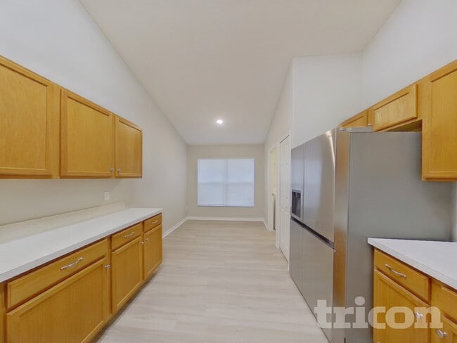 Photo - 1067 Stoneham Dr