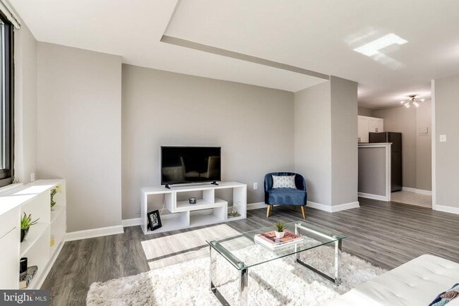 Photo - 1011 Arlington Blvd Unit 442