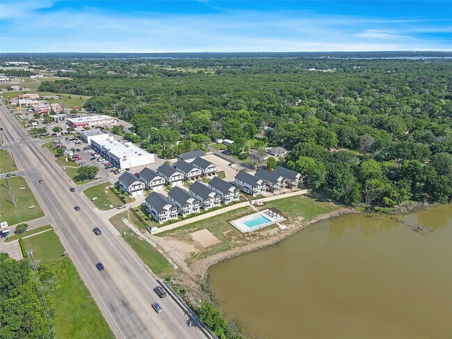 Photo - 1319 W Main St