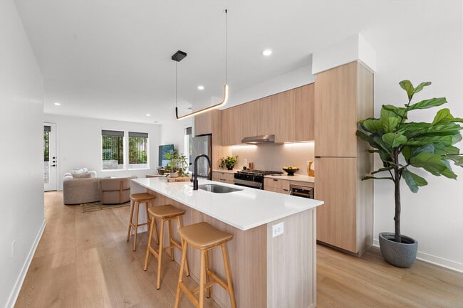 Photo - 1941 Sawdust Rd