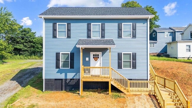 Building Photo - 1209 16th St