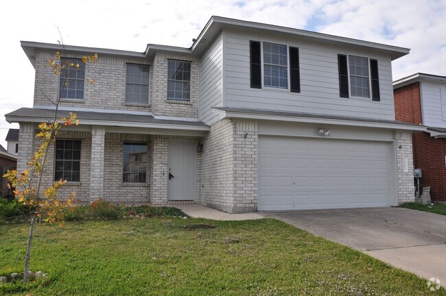 Building Photo - 3 Bedroom 2.5 Bath With Bonus Room in Laur... Rental