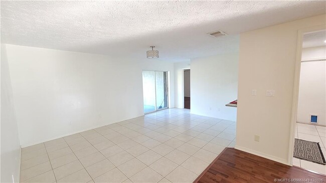 Photo - 2149 SE Dolphin Rd