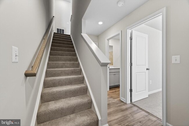 Photo - 63 Rolling Branch Dr