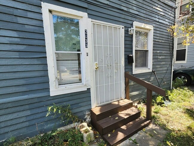 Photo - 2033 W 98th St