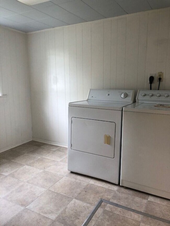 1100 Esma House Greenville Rental For Rent in Greenville, TX