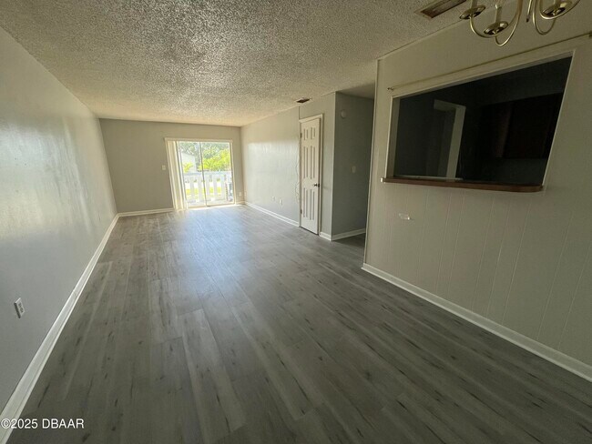 Photo - 1850 S Park Ave Unit A19