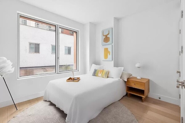 208 Delancey St Unidad 3-B