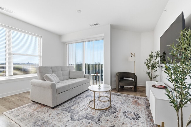 Building Photo - 1420 Prospect St