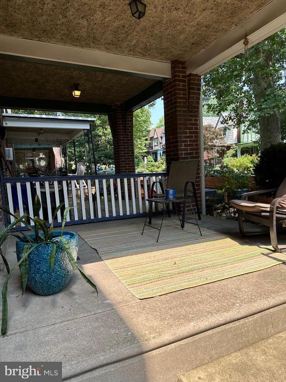 Photo - 3323 Tilden St