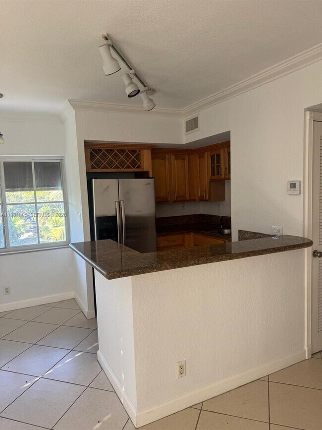 Photo - 924 SE 2nd St Unit 29