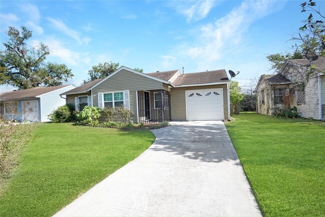Photo - 12432 Yancy Dr