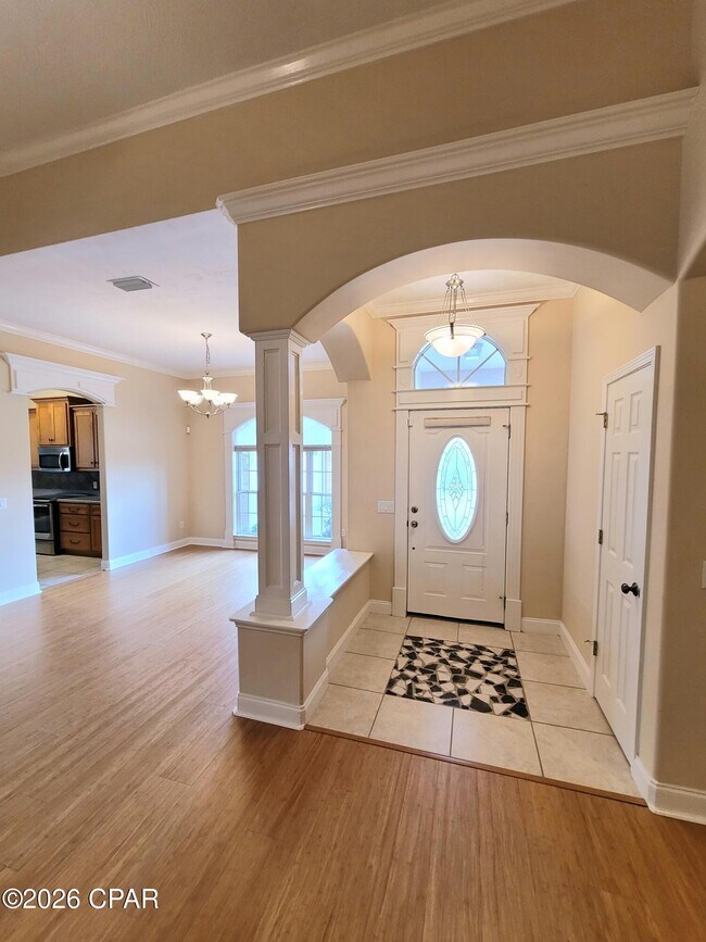 Photo - 103 Parkview Xing