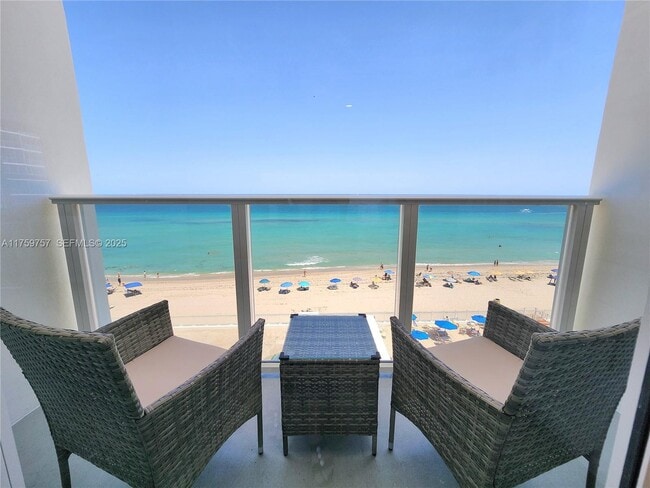 Photo - 3505 S Ocean Dr Unidad 612