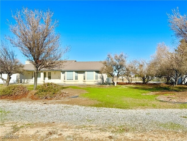 Photo - 1230 W Iguana St