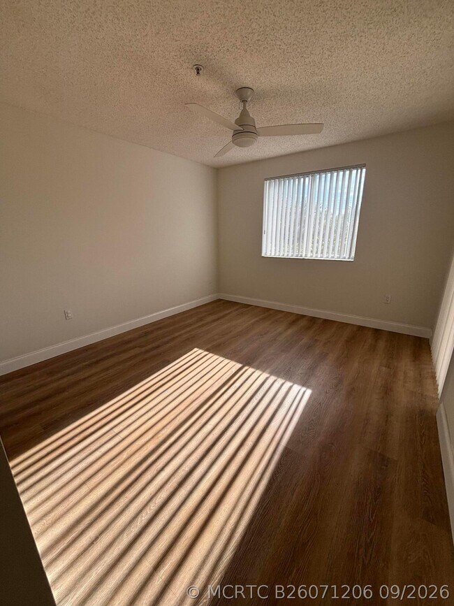 Photo - 3870 Lyons Rd Unit 305-8
