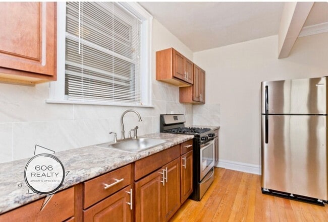 Photo - Berwyn Apts for Rent! Unit 6829-2E