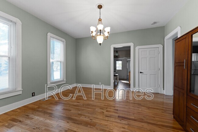 Photo - 1309 Pleasant St