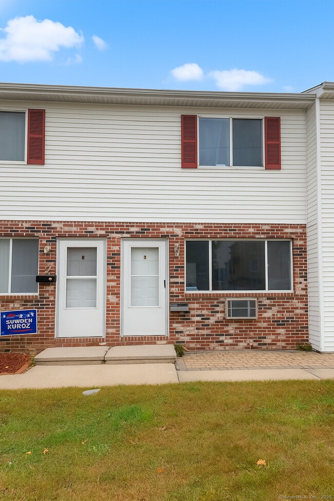 Building Photo - 581 Highland Ave Unit APT 3