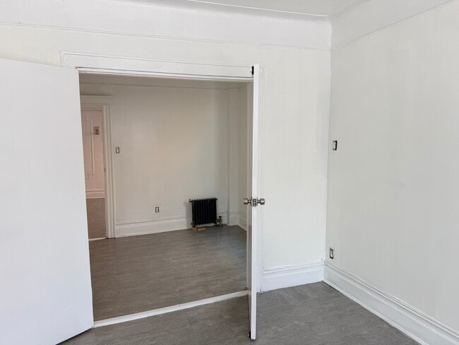 Photo - 660 Miller Ave Unit 2nd Flr