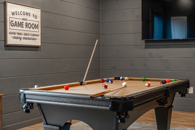 Photo - 528 Warbonnet Wy Unit ID1022144P