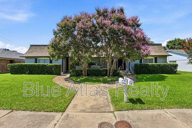 Building Photo - 7747 Dentcrest Dr