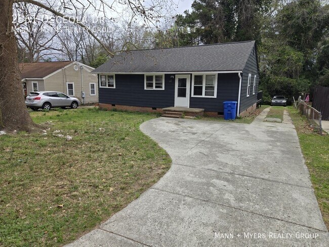 Photo - 2061 Osceola Dr