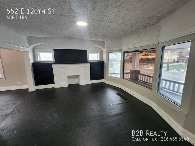 Photo - 552 E 120th St