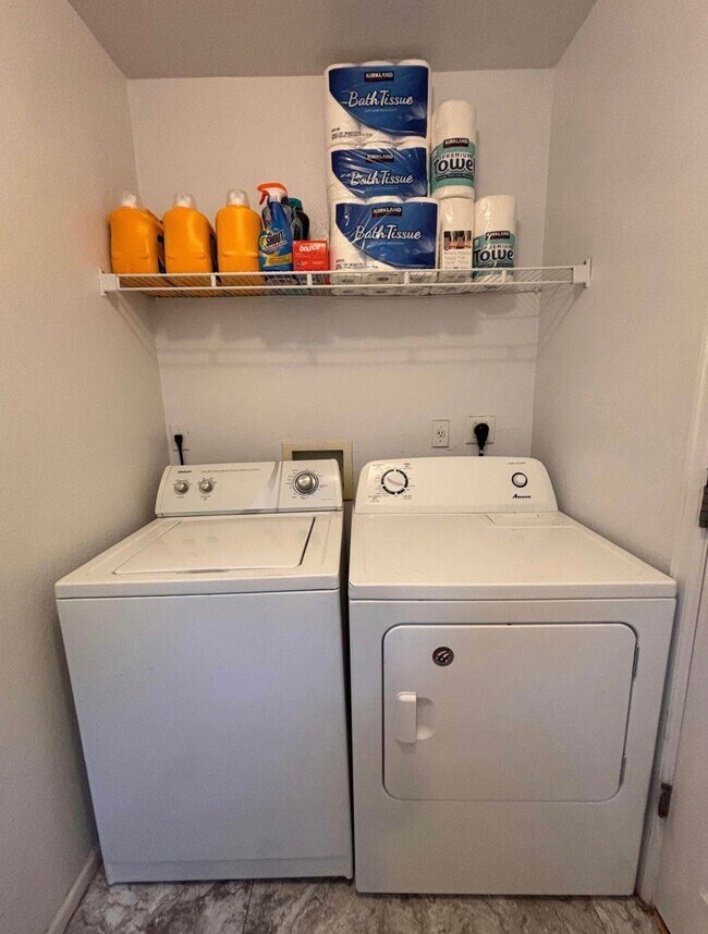 Photo - 536 W 91st Cir