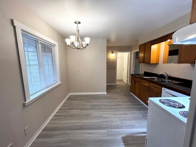 Photo - 3 Bedroom SE Portland Home!