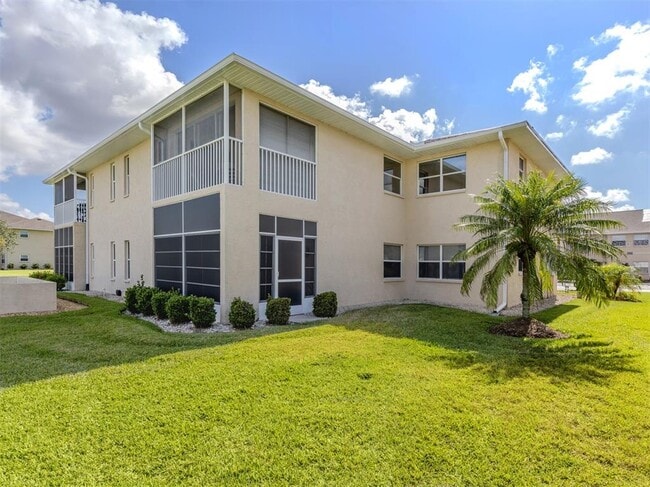 Photo - 5800 Sabal Trace Dr Unidad 904