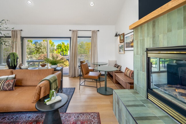 The Hewing apartments — community photo
