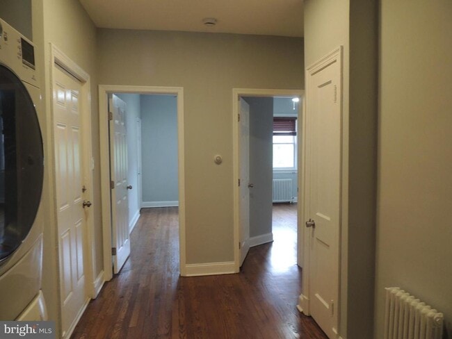 Photo - 5020 2nd St NW