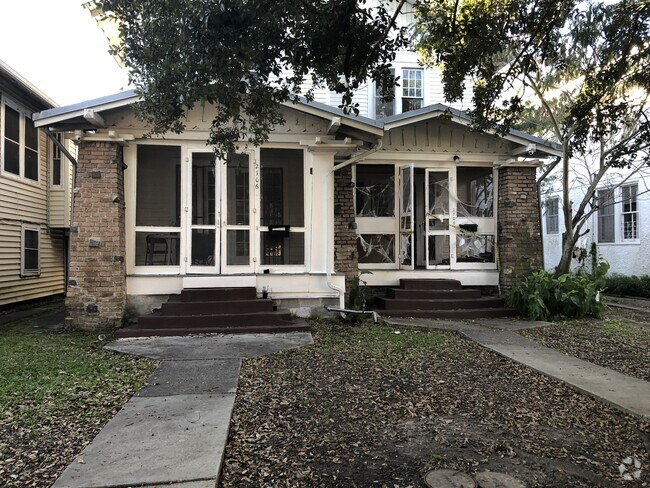 Building Photo - 2706 Calhoun St Unit 2706 Calhoun Rental